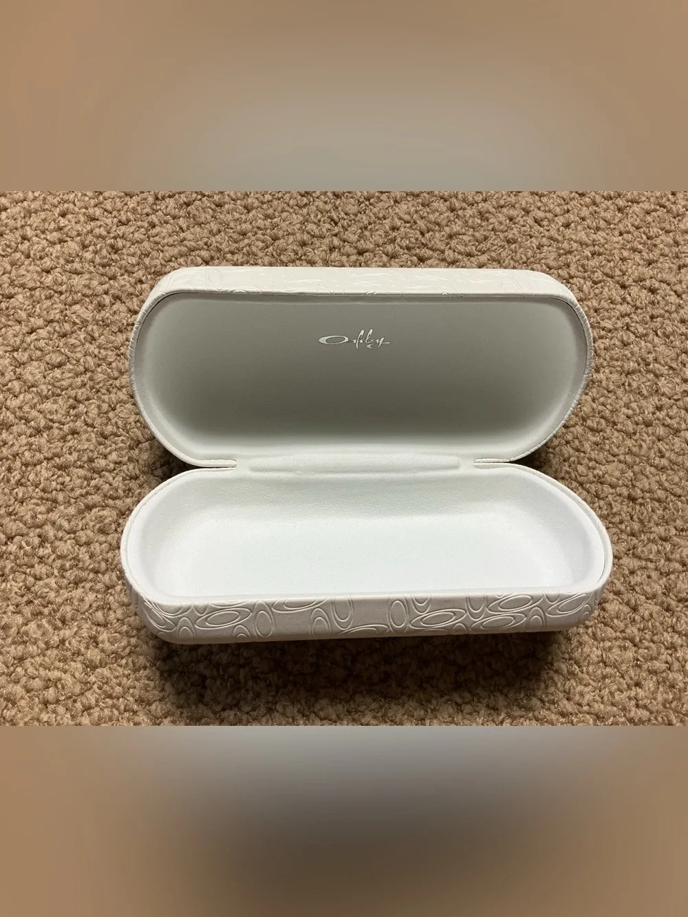 Oakley White Clamshell Sunglasses Case
